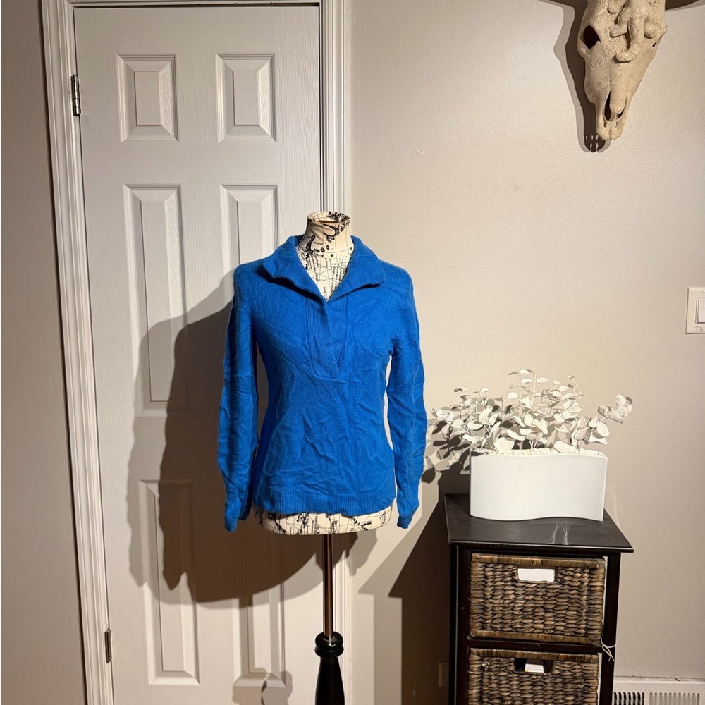 NWOT Ralph Lauren 100% Cashmere polo v-neck placket Vibrant Sweater blue L